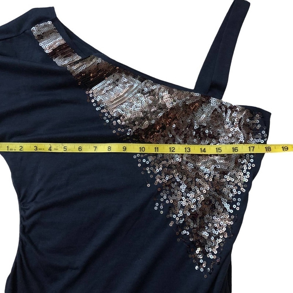 Women’s Black One-Shoulder Sequin Top - Picture 7 of 10